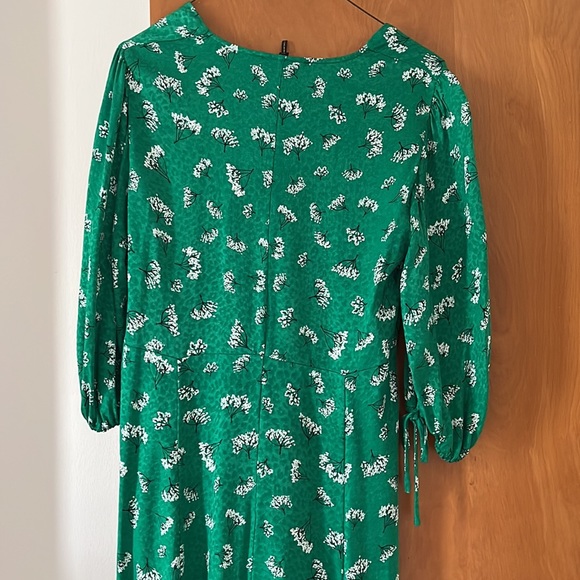 Maje dress that Maeve Reilly (who has styled Hailey Bieber) styled for me! - Picture 6 of 6